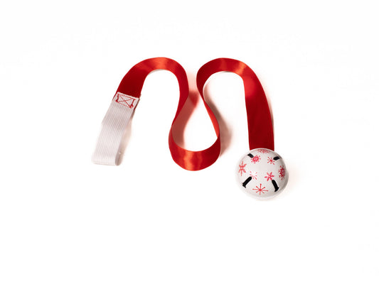 Cascabel con listón rojo